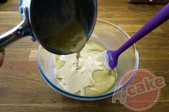 Ganache Vanille - Emulsionner le dernier tiers de crème
